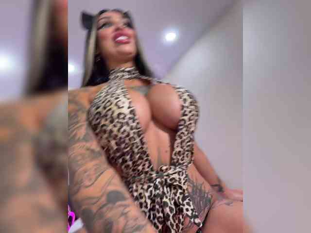 Cristalkate's chat room