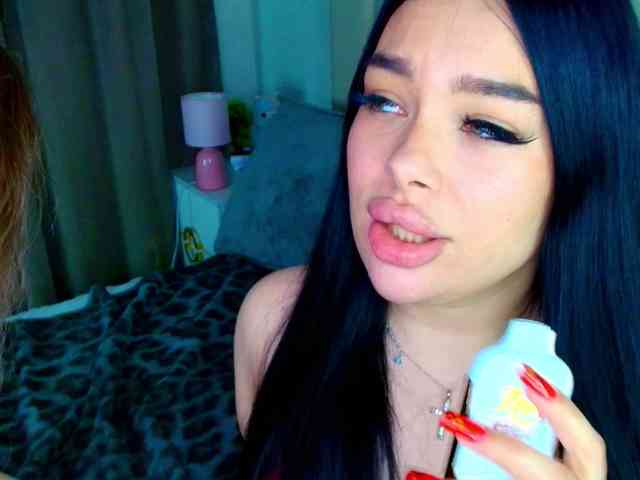 katerine-Monroe's chat room