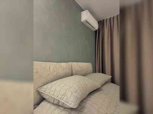 BonnieMur's chat room