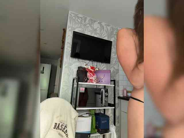SweetyMia's chat room