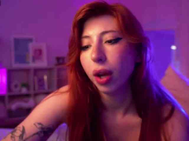 IzabellaSweet's chat room