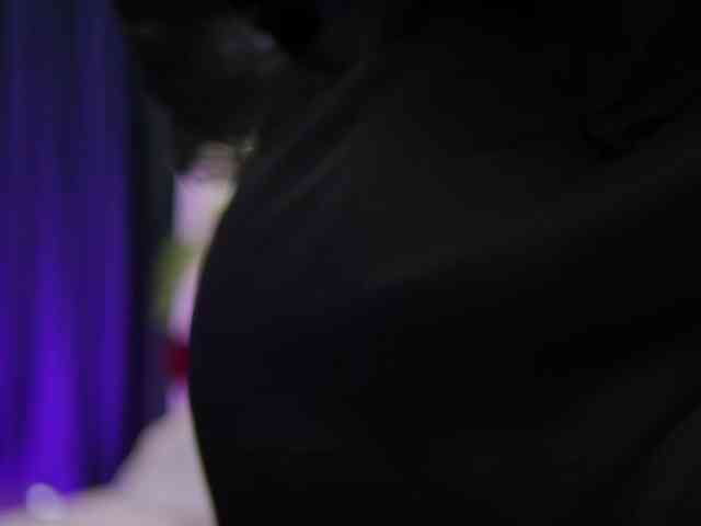 ArtTeasee's chat room