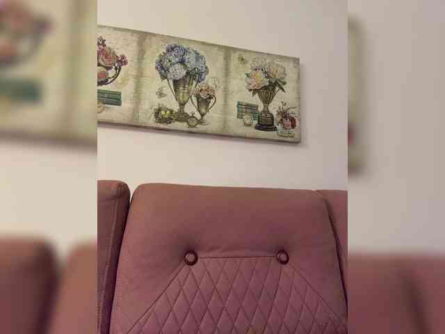 OrgazMia's chat room