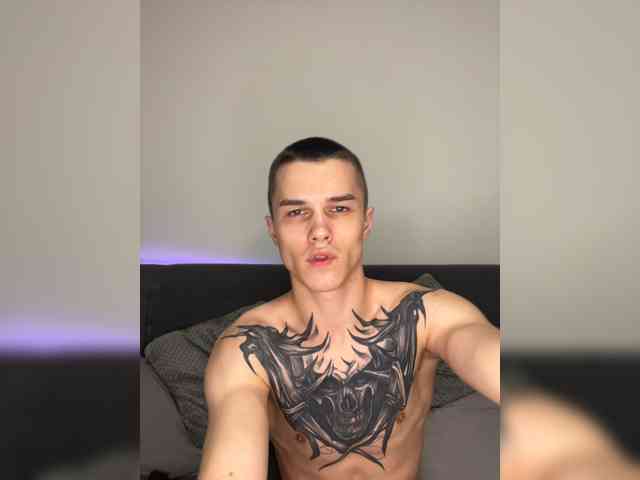 AAOneLove's chat room