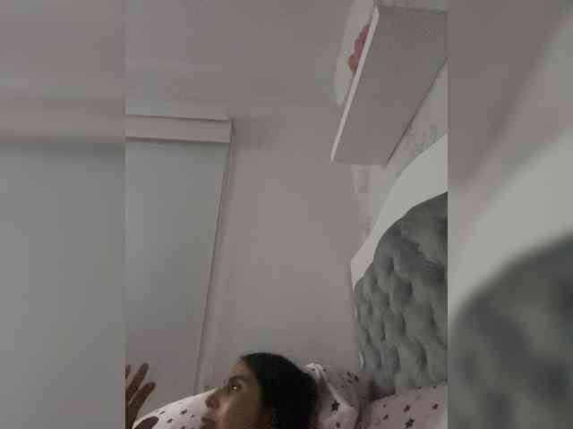 SallyeLeins's chat room