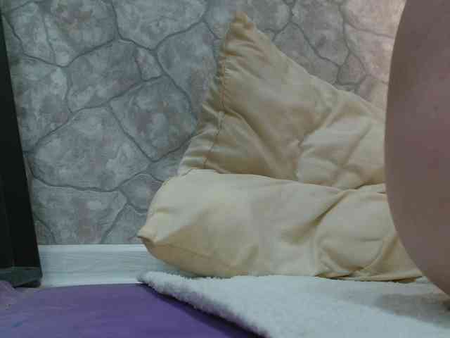 DIRTY-WH0RE's chat room