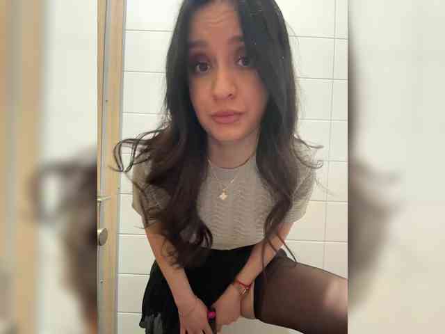 EvaRoughe's chat room