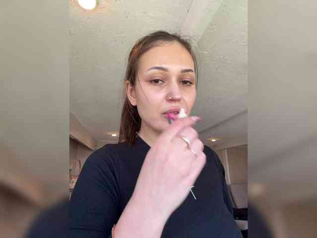 Anutka-chocolatee's chat room