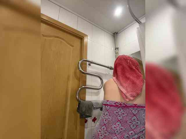 LolaSexxx's chat room