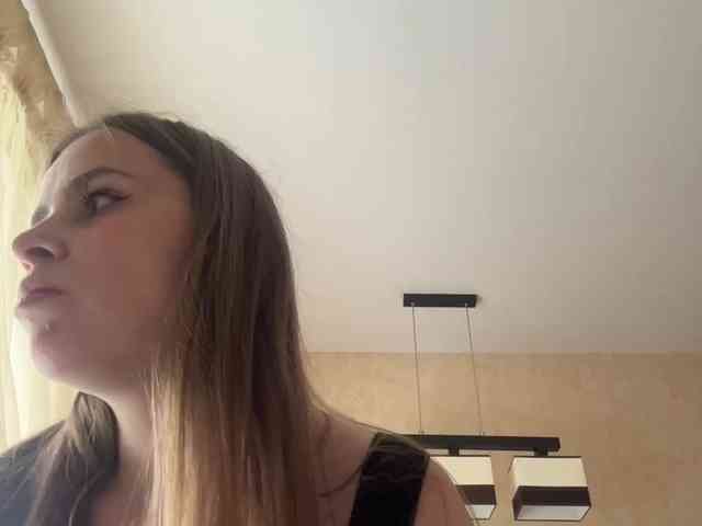 LolaSexxx's chat room