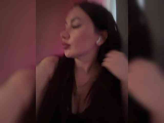 -Darkness-'s chat room