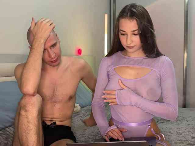 XXXDreamTeam's chat room