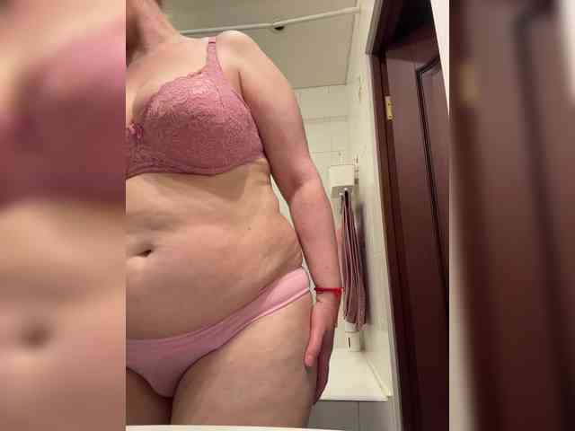 Veronika_Gold's chat room