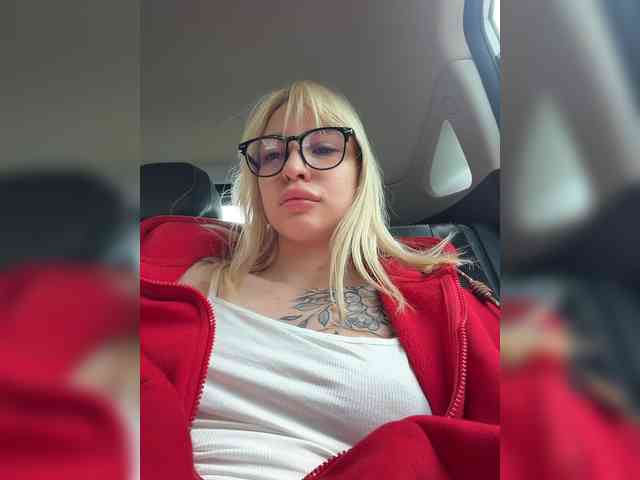 Cristi-Candy's chat room