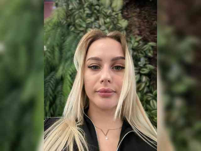 _Katrinka_'s chat room