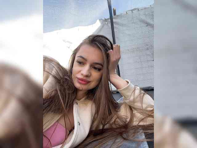 -_-_--------'s chat room