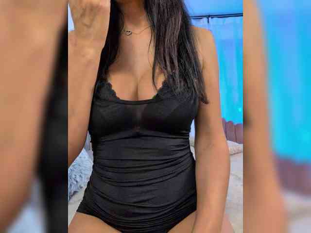 -LanaRay-'s chat room