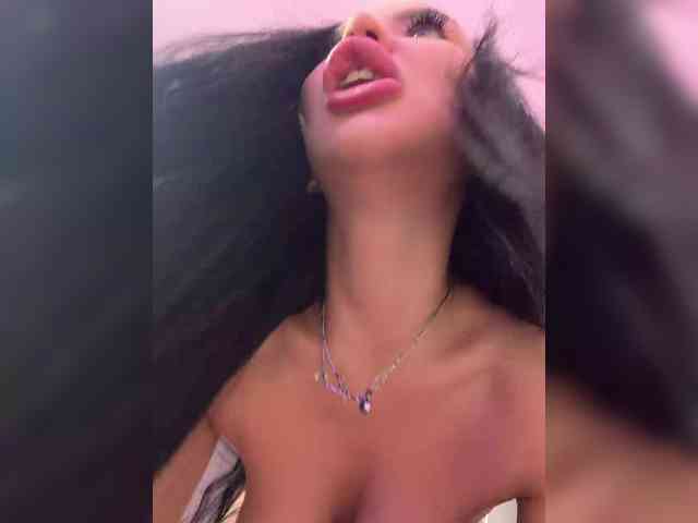 Madam_koss's chat room