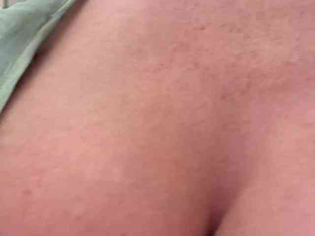 OrgazMia's chat room