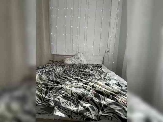 Pusydiamond's chat room