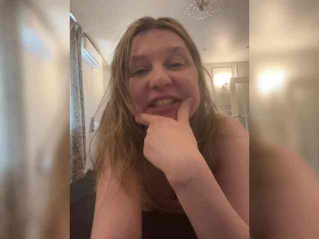 BunnyGoddess's chat room