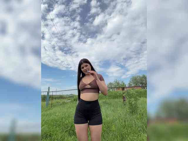 -MaybeBaby-'s chat room