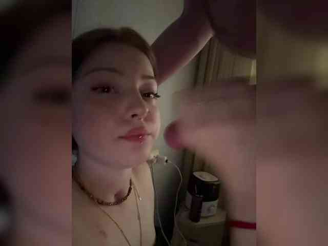 CherryBaby-1's chat room