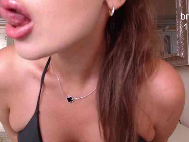 Dikiy_Angel's chat room