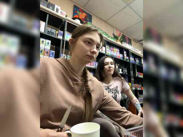 sofiedvige's chat room