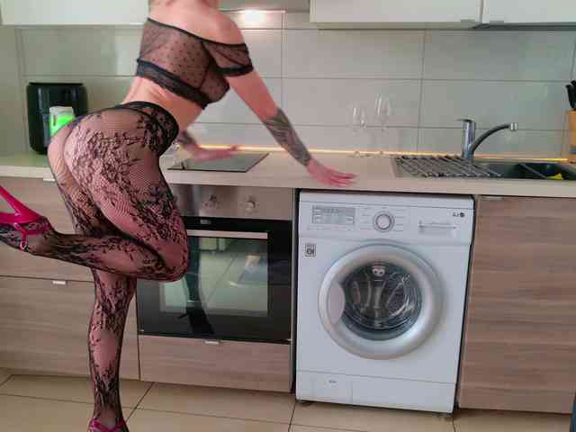 Tatachka1's chat room