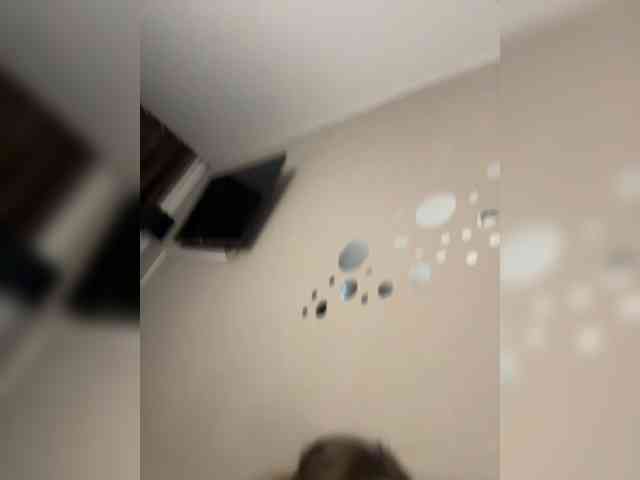 YourLadyyy's chat room
