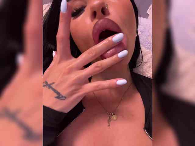 _Anasteisha_'s chat room