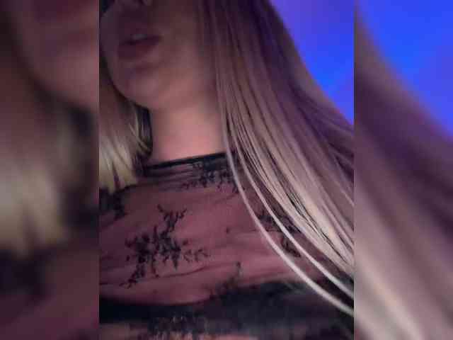 Stiflers_mom's chat room