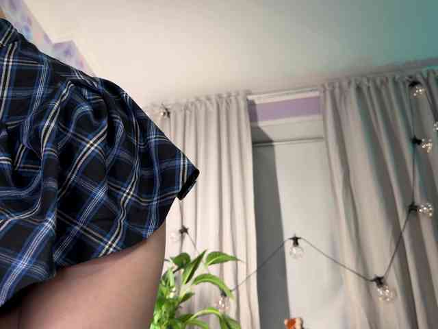 Kira_Li_Lime's chat room