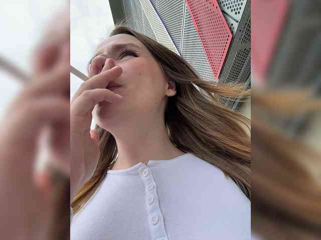 -Angel-Ali-'s chat room