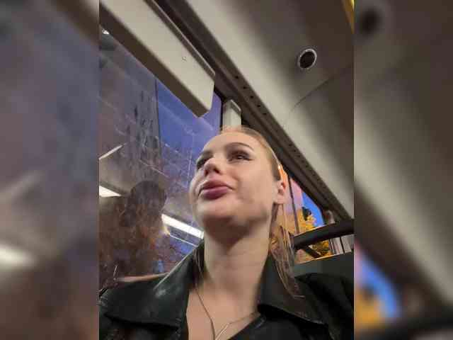 _Katrinka_'s chat room