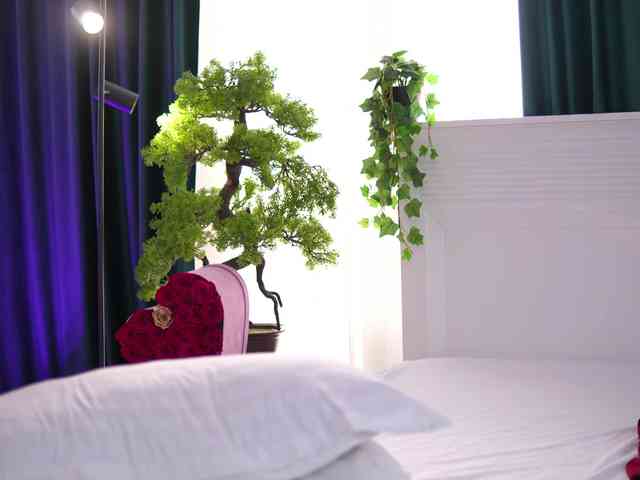 ArtTeasee's chat room