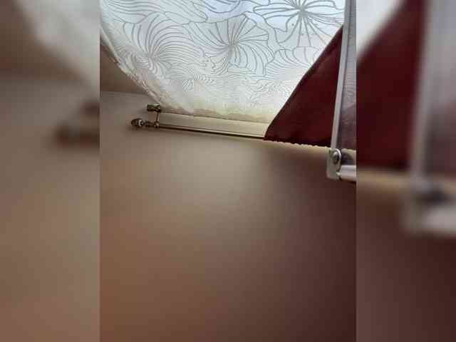 -MaybeBaby-'s chat room