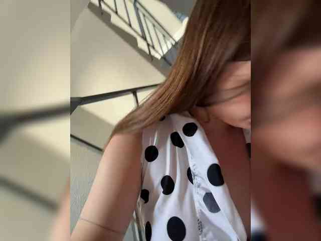 -EmilyBaby-'s chat room
