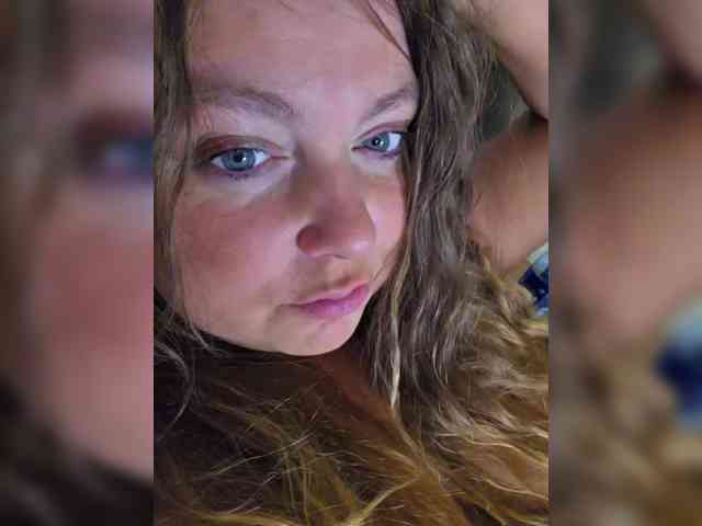 FLUFFY_BEAUTY's chat room