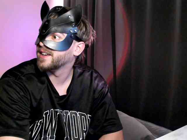 sexysecret69's chat room