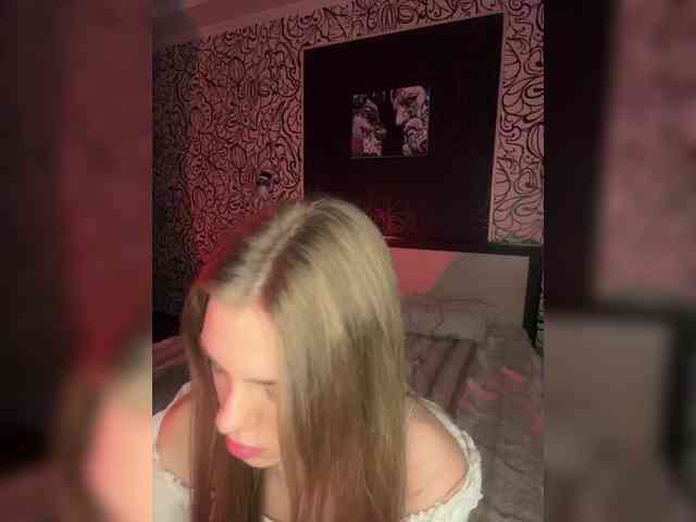 theadebuenoo's chat room