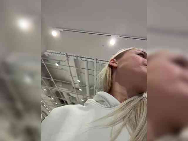 _Katrinka_'s chat room