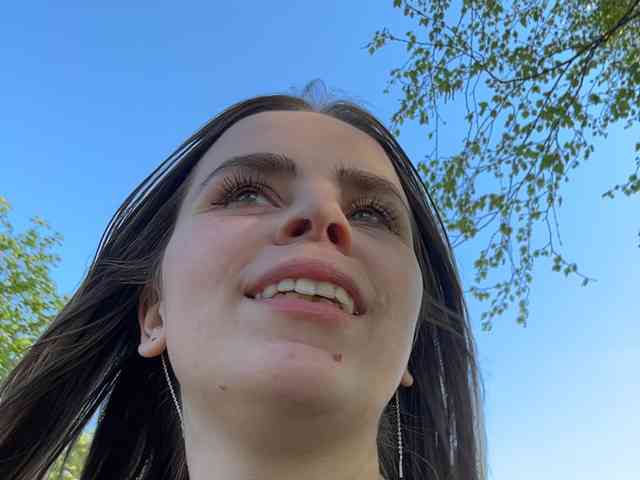 LolaSexxx's chat room