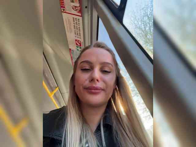 _Katrinka_'s chat room