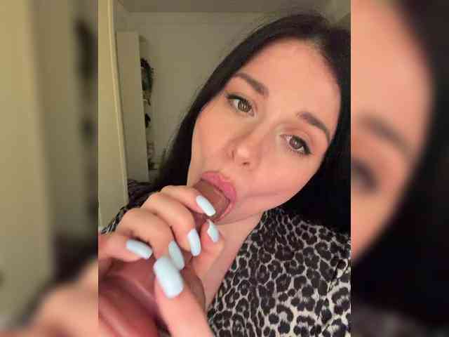 Happy_Doll's chat room