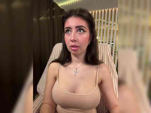 -Violetttttka-'s chat room