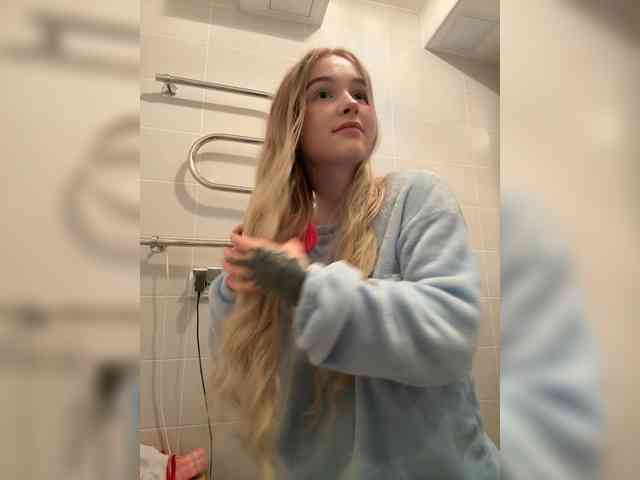 MimiMila's chat room