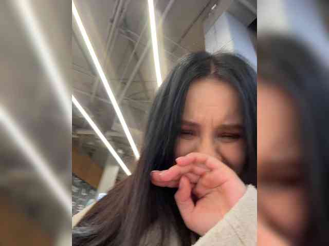 EvaRoughe's chat room