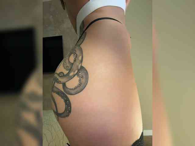 BonnieMur's chat room